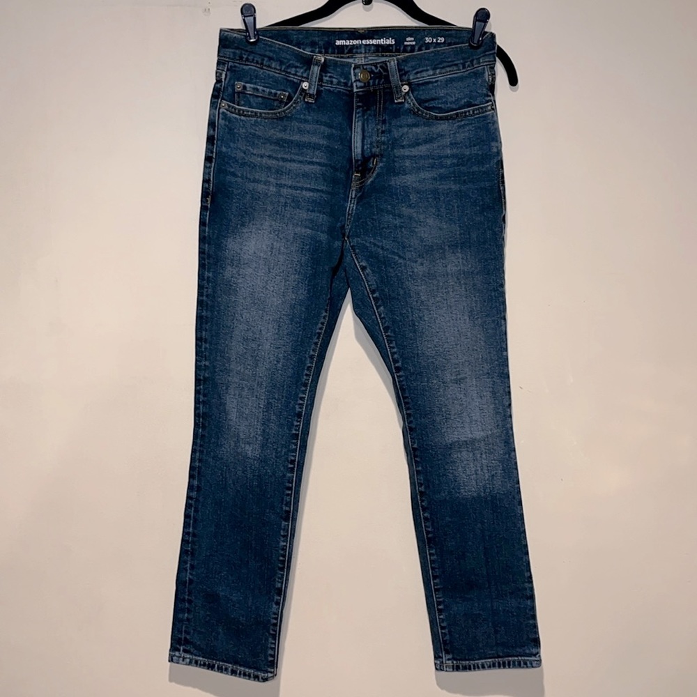 Amazon Essentials Men’s Slim‑Fit Jeans • Classic Blue Wash • Everyday Comfort